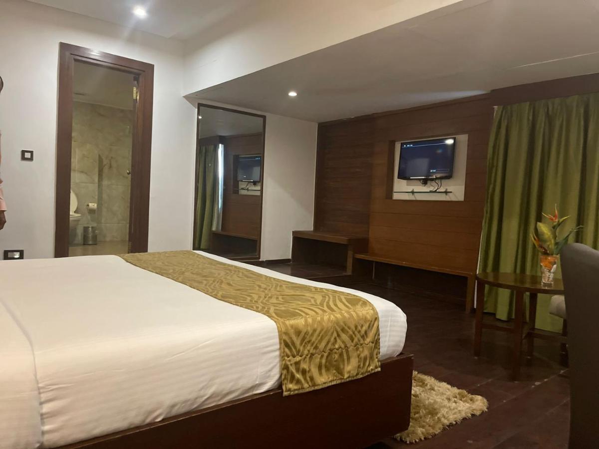 Tabla Pride Hotels & Spa Haidarábád Kültér fotó